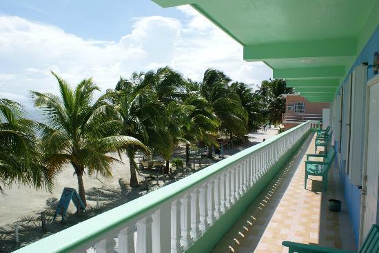 Rainbow Hotel Caye Caulker Esterno foto
